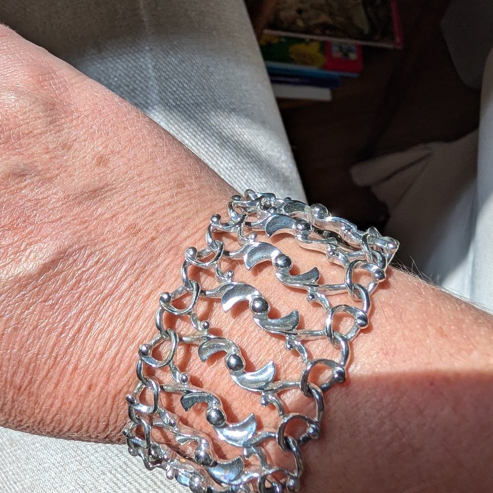 Sarah Coventry Silver Mesh Bracelet